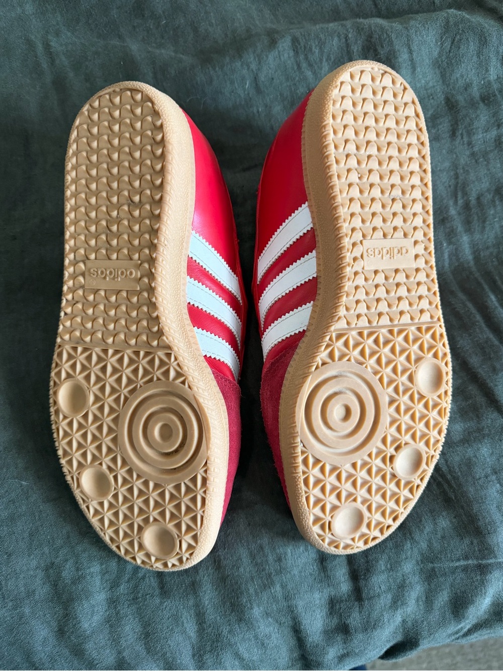 Adidas Samba Jane - red - size 8.5